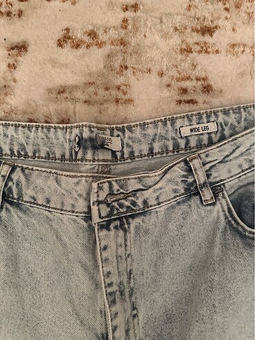 Trendyol & Milla Yırtık Jeans