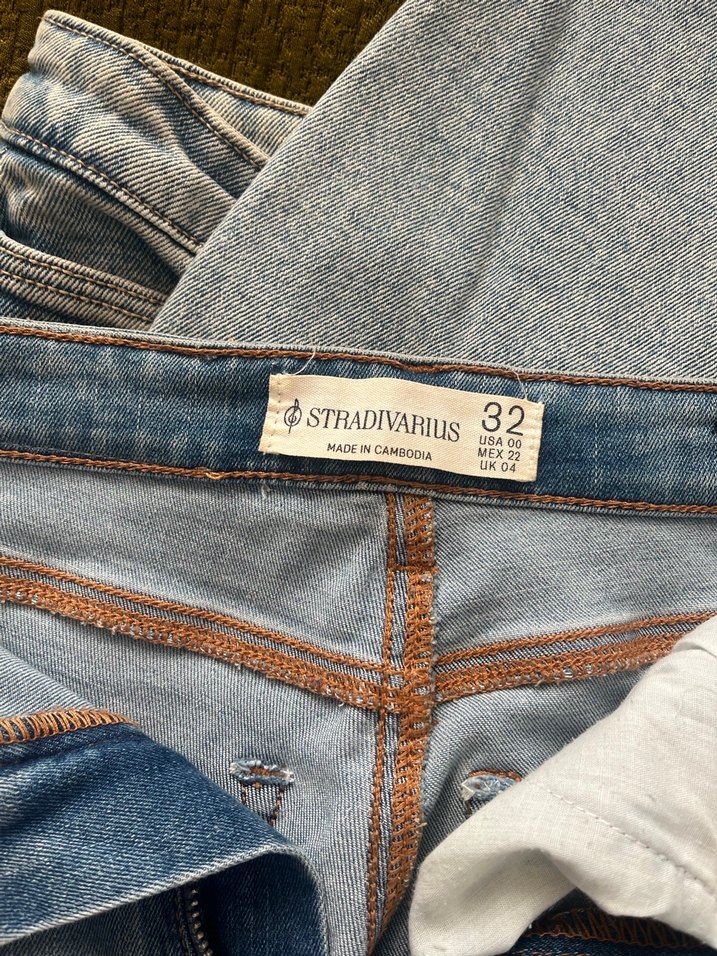Stradivarius cropped flare jeans - Görsel 4