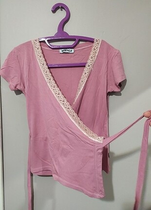 Pembe bluz