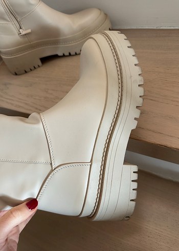 Bej Deri Kadın Dizüstü Çizme - Görsel 3