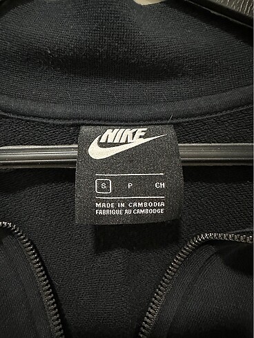 s Beden Nike ust