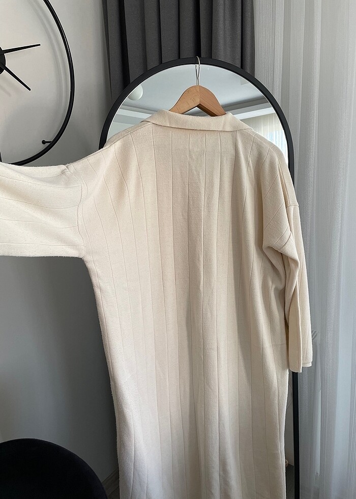 Uzun yırtmaçlı triko elbise - Görsel 4