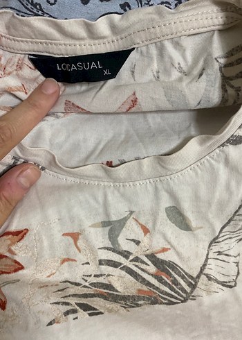 LC Waikiki Bej Çiçek Desenli erkek tişört