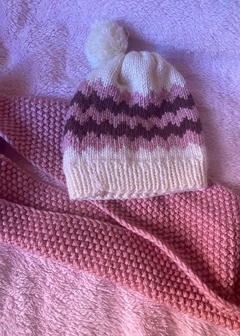 Pembe Bohem Stil Örgü Çocuk Bere