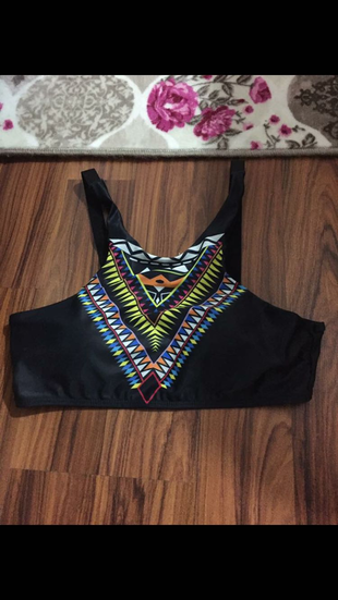 Bikini üstü 
