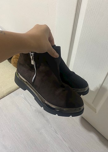Diğer Sehir Stiline Uygun Siyah Suet Bilek Bot