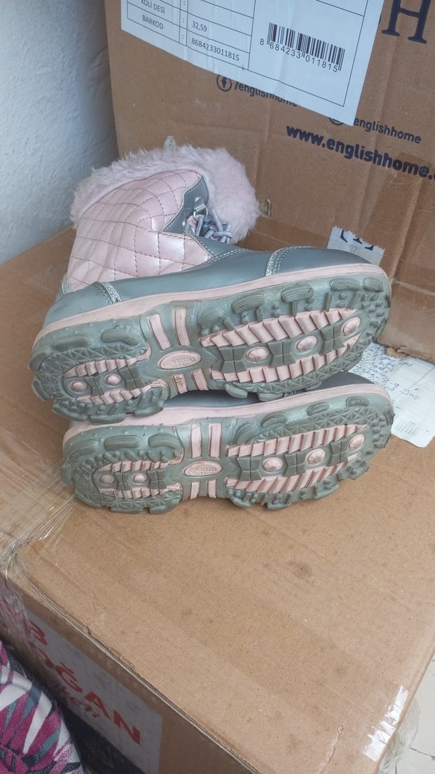 Pembe Gri Kürklü Kız Botu - Görsel 5