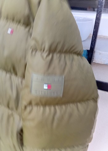 Yeşil Parlak Erkek Çocuk Kapitone Mont - Görsel 2