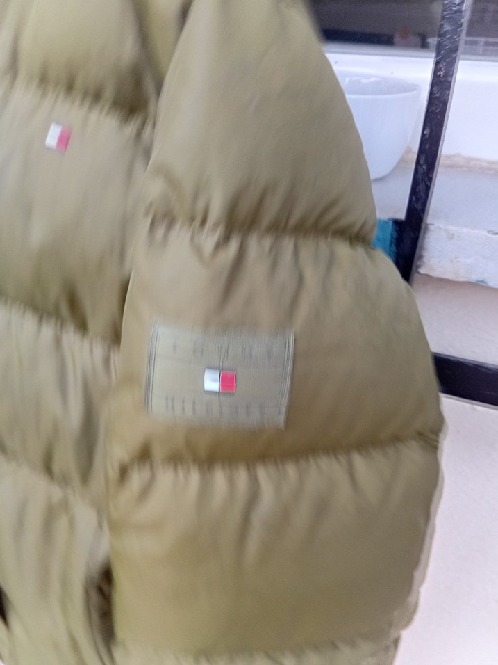 Yeşil Parlak Erkek Çocuk Kapitone Mont - Görsel 2