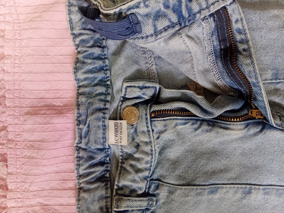 Düğmeli Mavi Bol Kesim Midi Kot Pantolon - Görsel 4