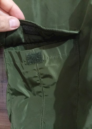 Erkek Çocuk Kemerli Koyu Yeşil Mont - Görsel 3