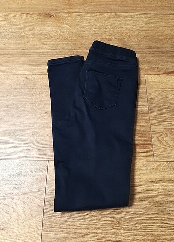 Lcw kız çocuk lacivert pantolon 9-10 yaş