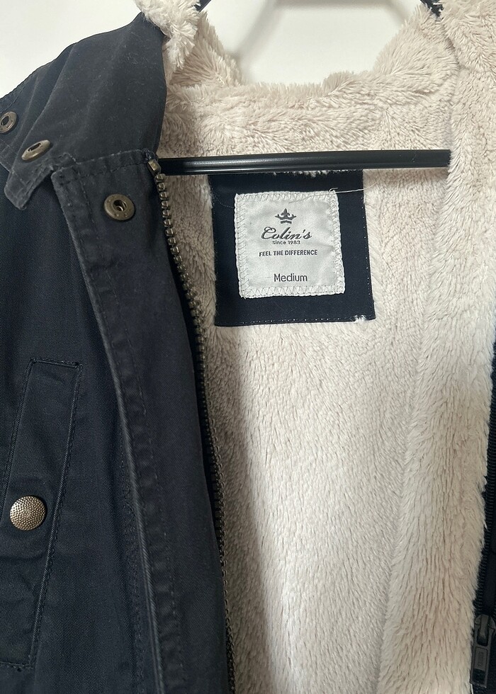 Colins içi kürklü kapüşonlu uzun lacivert mont - Görsel 4