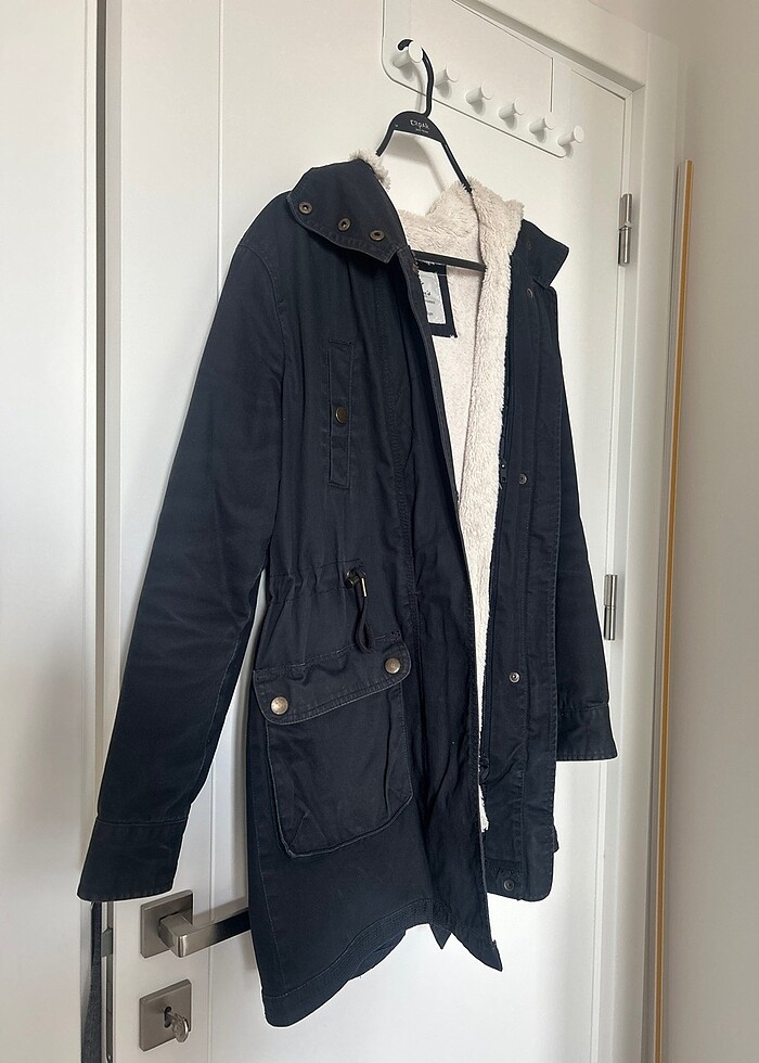 Colins içi kürklü kapüşonlu uzun lacivert mont - Görsel 5