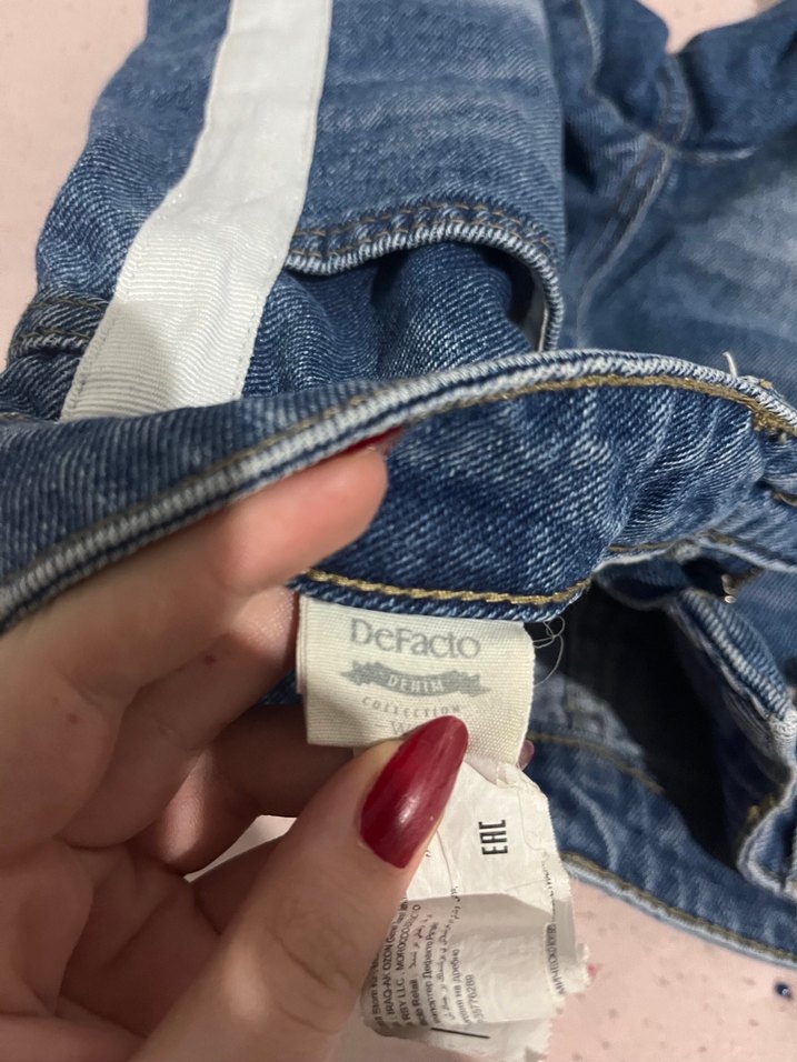 Kadın Mavi Kot Şort - Salaş Kesim - Görsel 3