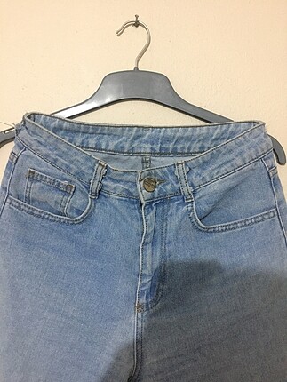 Boyfriend Jean