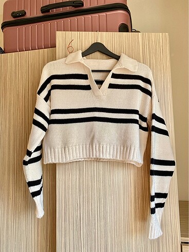 Triko Crop Kazak