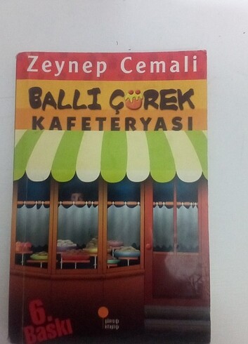 Zeynep Cemali : Ballı Çörek Kafeteryası