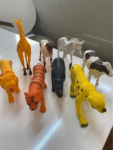  Beden Plastik Safari Hayvanları