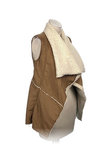 Diğer PreLoved Yelek %70 İndirimli.