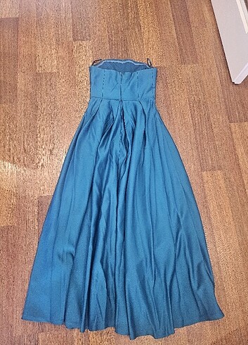 Turkuaz uzun straplez elbise - Görsel 4