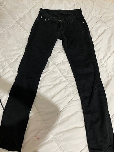 Düşük bel pantolon