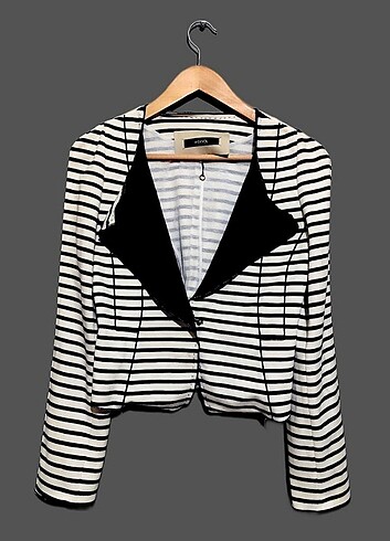 Office siren blazer