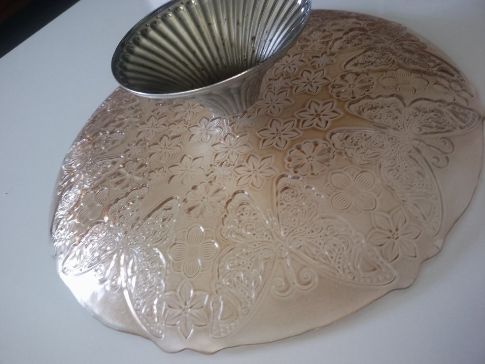 Çiçek Desenli Parlak Bej Tabak sunumluk - Görsel 2