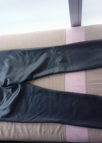 siyah Kadın Deri Kemerli Dar Paça Pantolon( zara) - Görsel 2