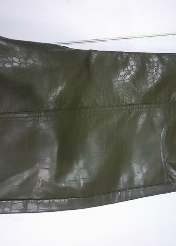 Kadın Yeşil Deri Yılan Desenli Kemerli Pantolon 44 beden - Görsel 13