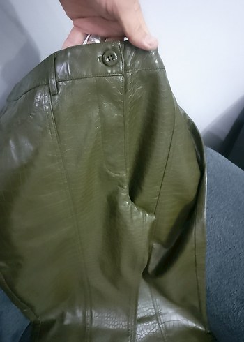 Kadın Yeşil Deri Yılan Desenli Kemerli Pantolon 44 beden - Görsel 7