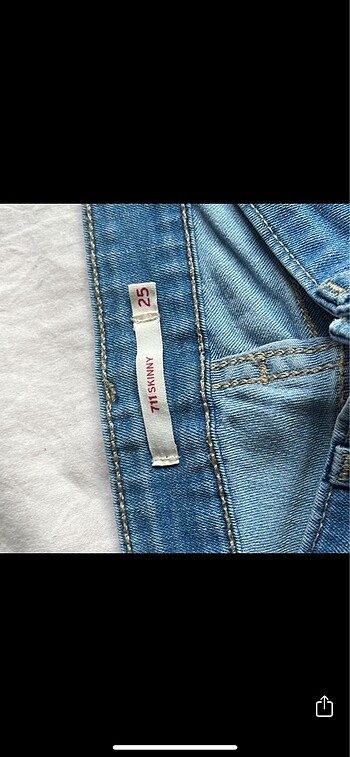 Levis jean