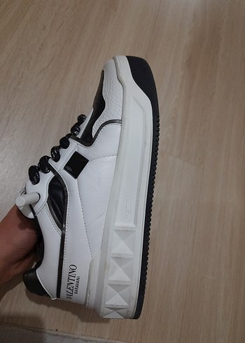 Valentino Siyah Beyaz Bağcıklı Erkek Spor Ayakkabı - Görsel 3