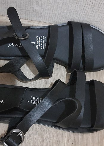 Siyah Düz Kadın Sandalet - Görsel 3