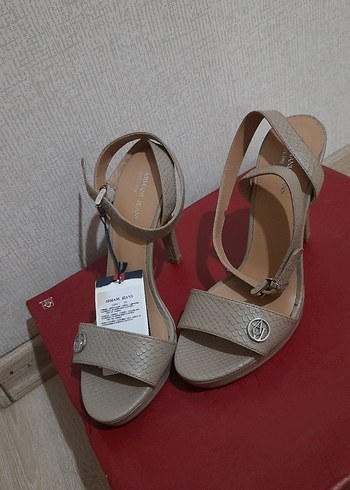 Bej Yılan Desenli Tokalı Stiletto Topuklu Ayakkabı - Görsel 4