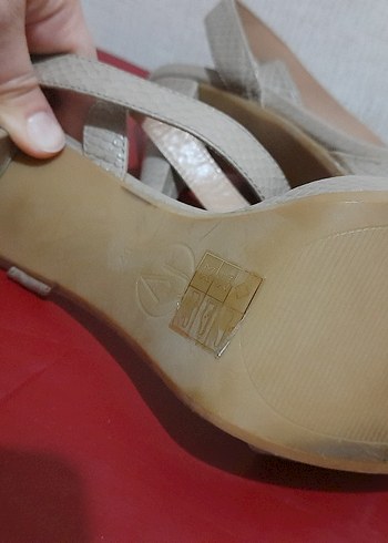 Bej Yılan Desenli Tokalı Stiletto Topuklu Ayakkabı - Görsel 6