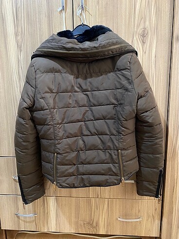 Zara Zara Mont