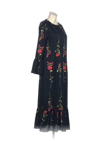 Diğer PreLoved Uzun Elbise %70 İndirimli.