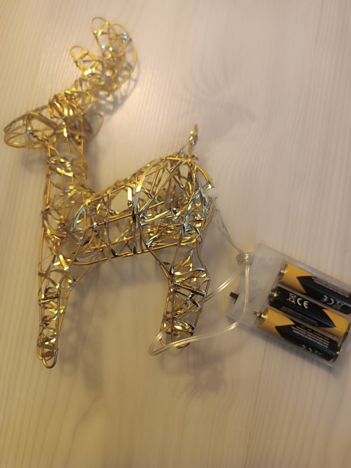 Altın Renk Işıklı Geyik Figürü - Görsel 3