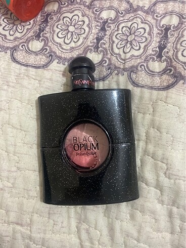 Black opium parfüm