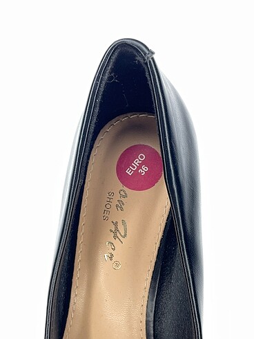 38 Beden siyah Renk Vintage Love Stiletto %70 İndirimli.