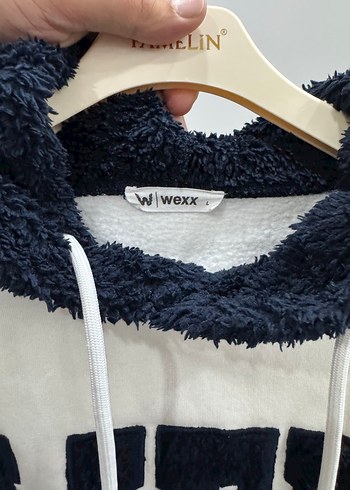 Beyaz Nakışlı Rahat Kadın Sweatshirt - Görsel 3