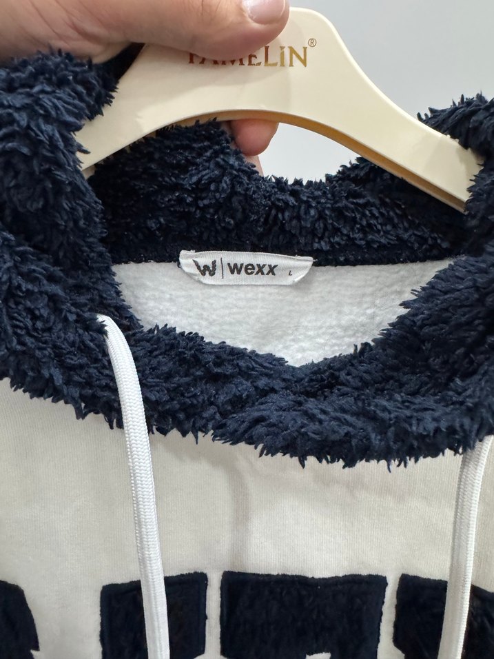 Beyaz Nakışlı Rahat Kadın Sweatshirt - Görsel 3