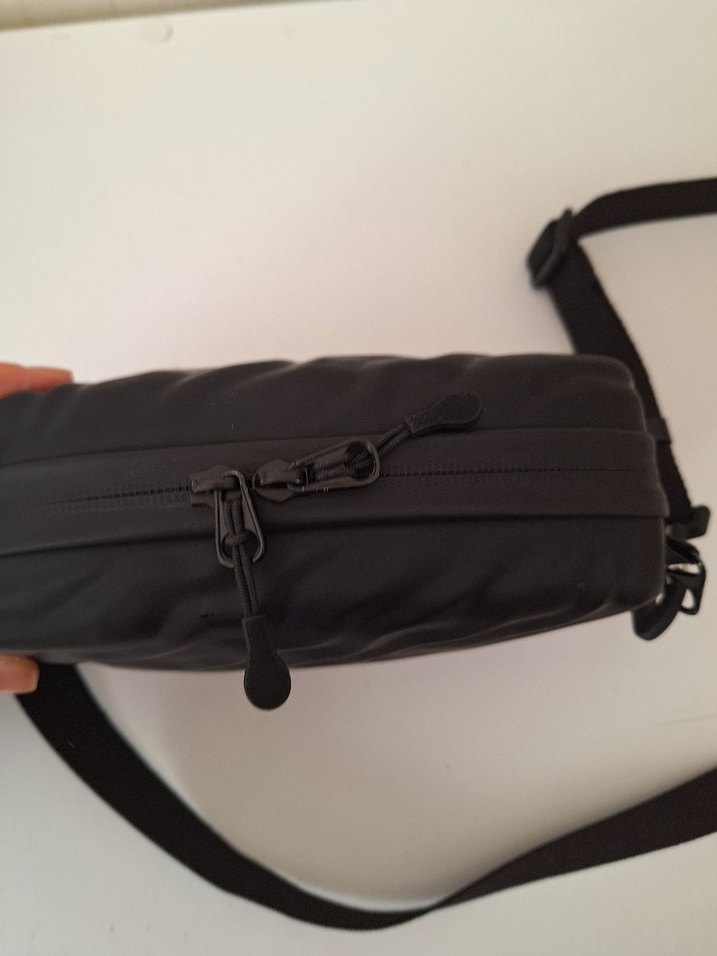 zara Siyah Zebra Desenli erkek Çapraz Çanta - Görsel 3