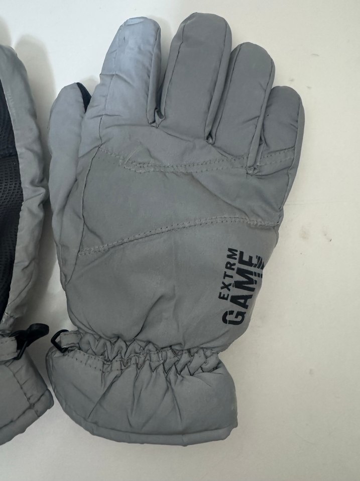 LCW marka Erkek Çocuk Gri kar Eldiveni - Görsel 2