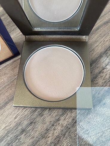 Beden Renk Tarte Mat Bronzer Park Ave Princess