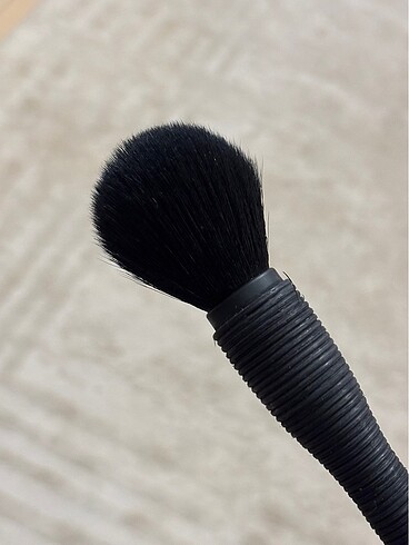 Beden Renk Nars Mie Kabuki Fırça