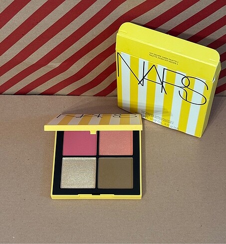 Nars Nars Hot Escape Cheek Palette II Medium