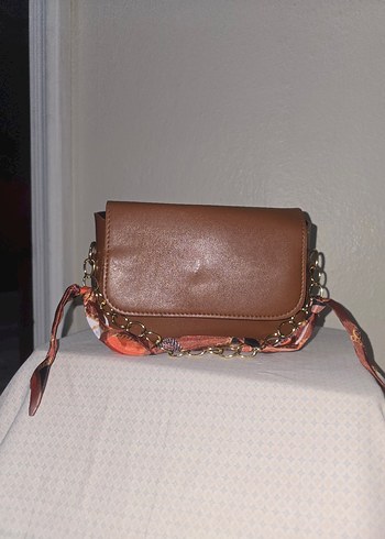 Zincir Detaylı Kahverengi Yılan Desenli Deri Çanta - Görsel 2