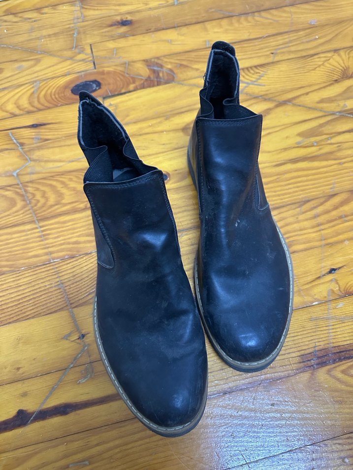 Siyah Erkek Bot 44 Numara - Görsel 2